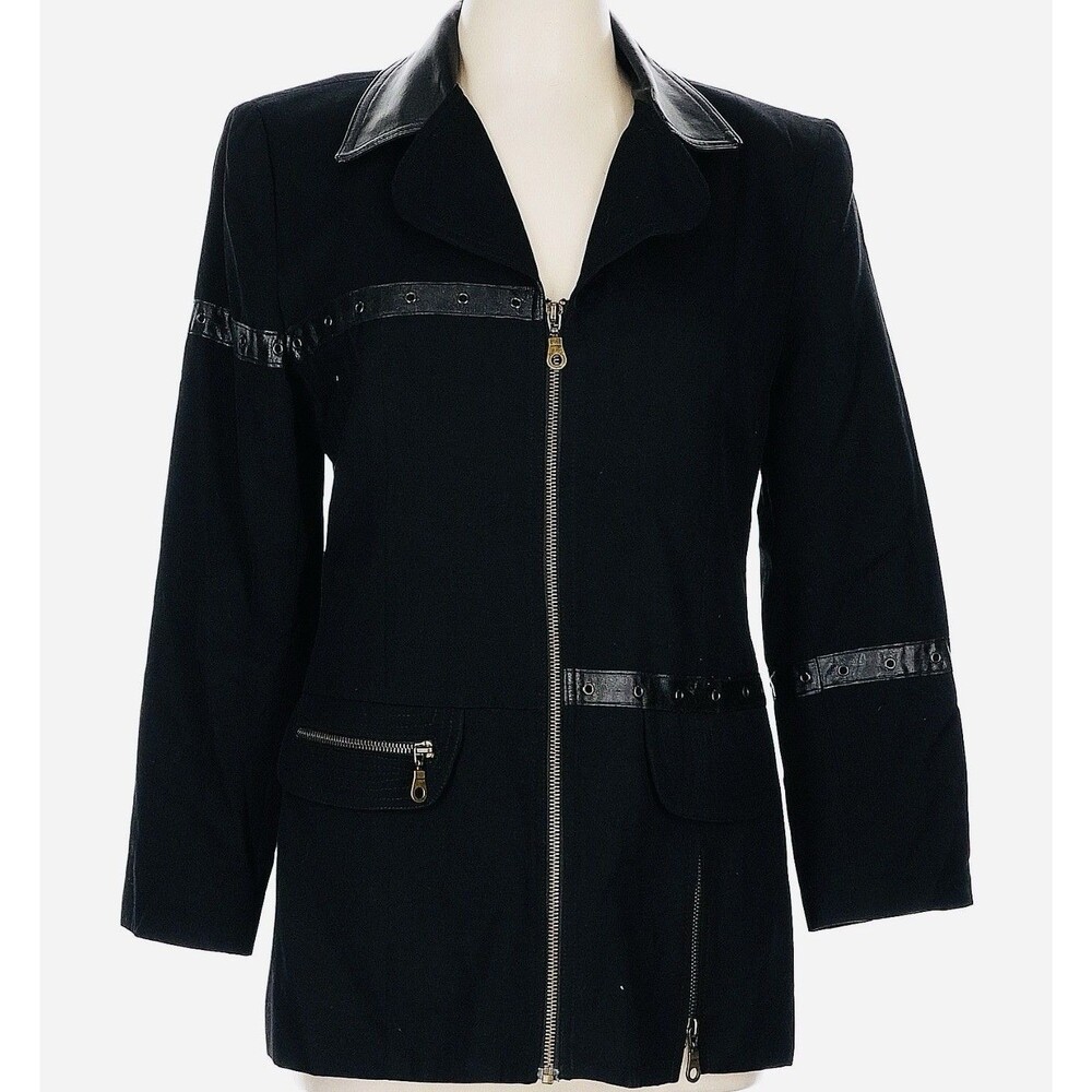 Town & Travel VTG Black Wool Blend Coat w/Faux Leather Collar & Grommet Details